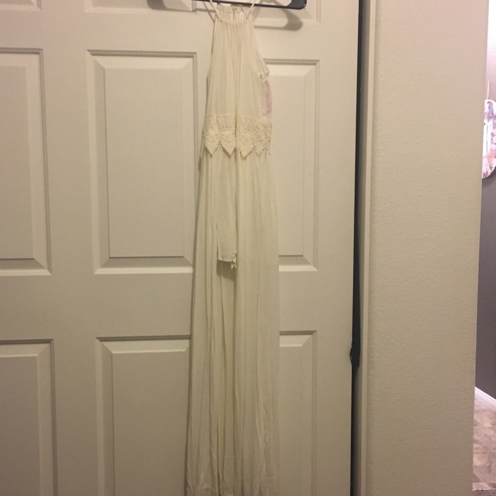 Cream dress with shorts || worn once || size small